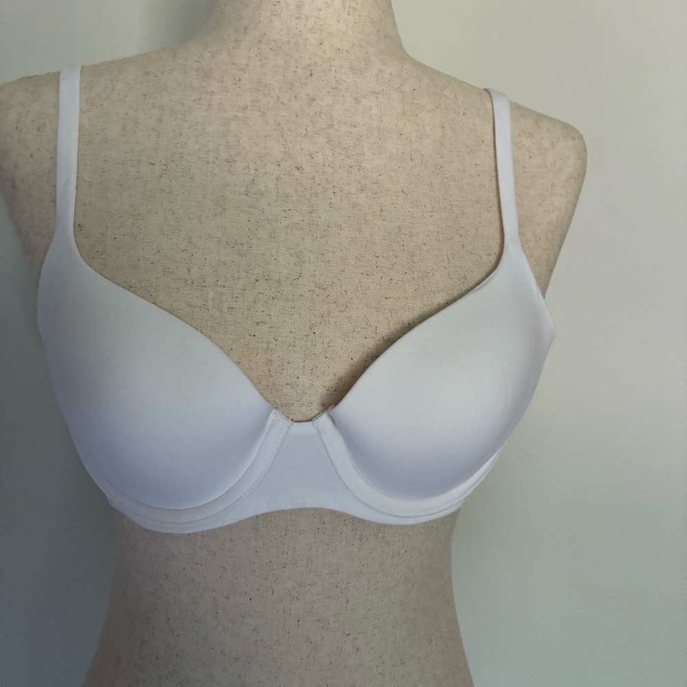 Victorias Secret White Underwire Demi Bra